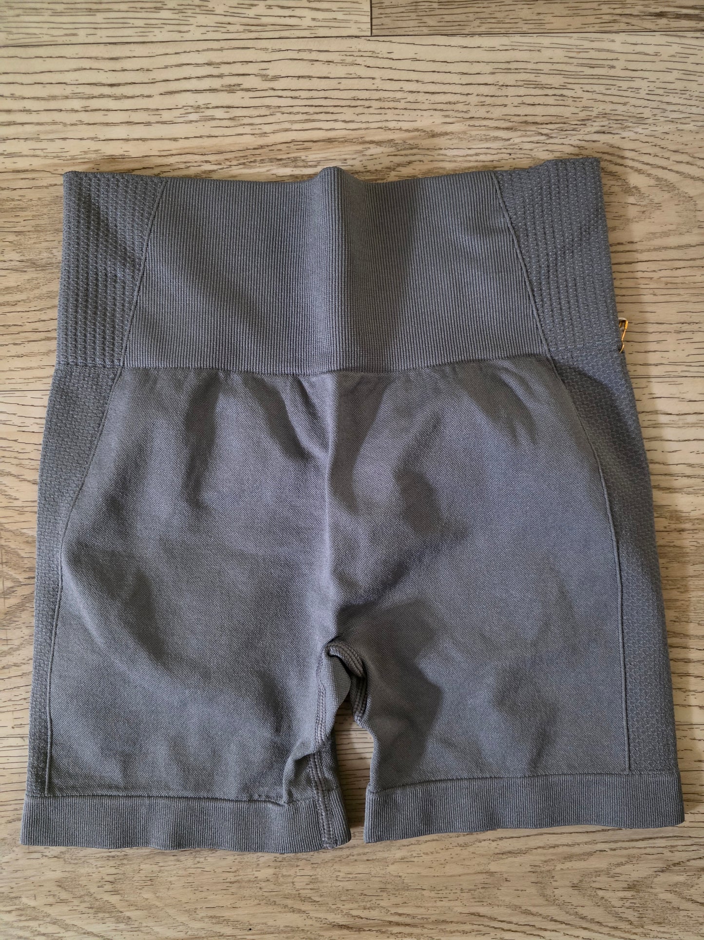 Booty Sculpt Biker Shorts-Ribbed